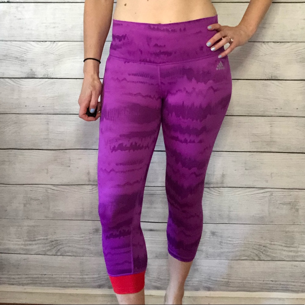 Adidas training 3/4 length printed leggings
